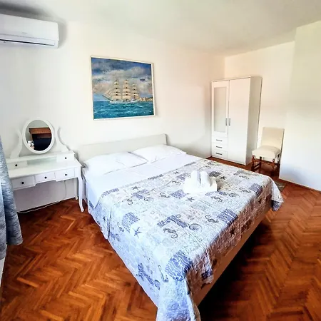 Apartment Lea Bayview